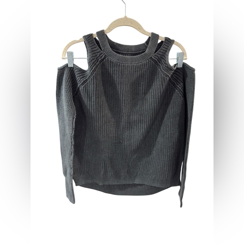 Hollister Charcoal Knit Sweater‎